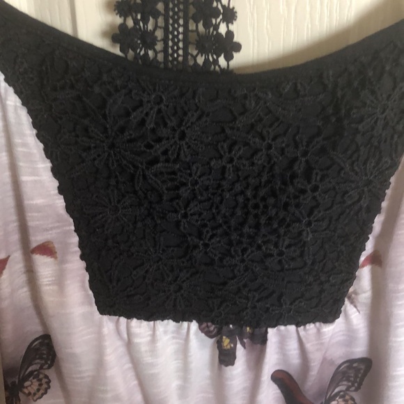 Butterfly tank top - Picture 2 of 5